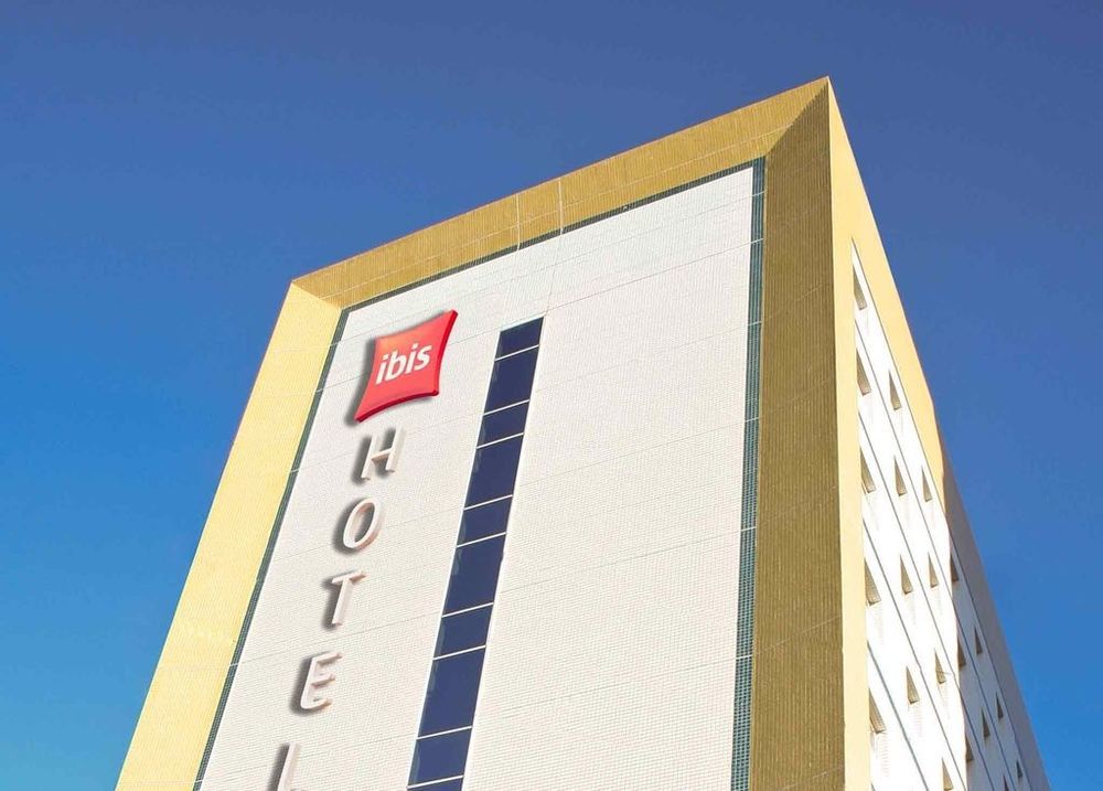 Ibis Macae Hotel Exterior photo